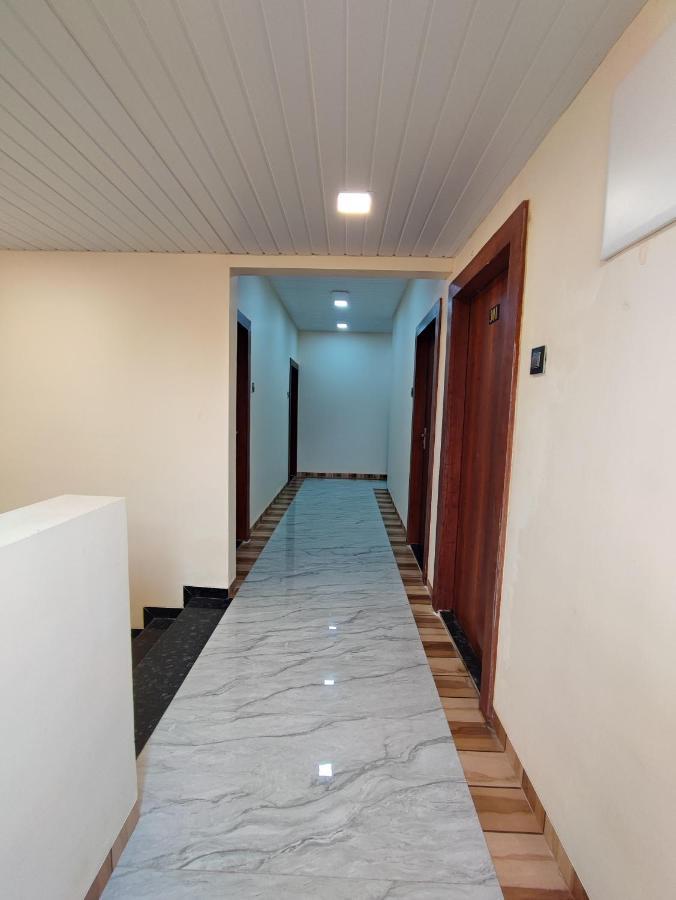 Hotel Starlit Navi Mumbai Ngoại thất bức ảnh